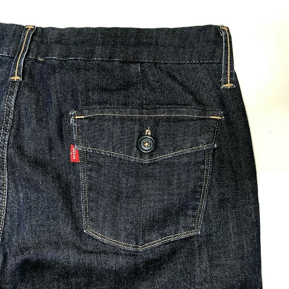 Levi's 10 Dark Wash Wide Leg Trouser Fit Jeans EUC - Picture 5 of 8